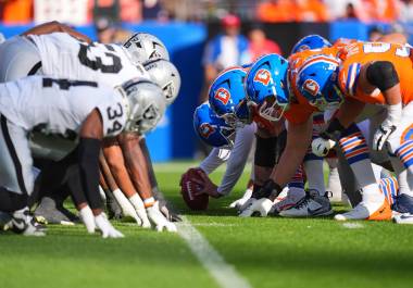 La defensa de los Broncos de Denver ha sido clave en su racha ganadora y vuelve a ser el punto fuerte para este duelo divisional de jueves por la noche.