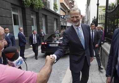 El Gobierno de España rechaza la exclusión del rey Felipe VI de la toma de posesión de la presidenta electa de México y comunica que no enviará a ningún representante.