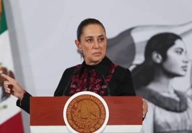 La presidenta afirmó que la SCJN debe transparentar los fundamentos de la suspensión que impide al Congreso de Nuevo León continuar el juicio político.