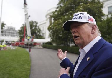 Trump dejó el lunes la cumbre del G7 para reunirse en Washington con el Consejo de Seguridad Nacional y evaluar el conflicto Israel-Irán.