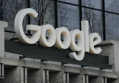 El Departamento de Justicia y varios estados presentaron en 2020 una demanda contra Google acusando a la empresa de proteger ilegalmente su monopolio sobre las búsquedas en internet.