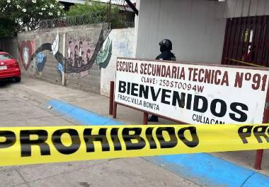 La mujer fue baleada a las puertas de la secundaria 91.
