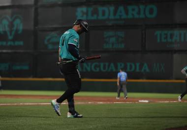 El Estadio Madero respondió pese a la lluvia y permitió la realización del juego.
