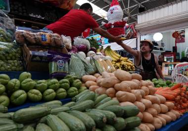 Alimentos, bebidas y tabaco presentaron una variación porcentual de 6.60 por ciento anual.