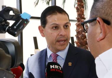 Octavio Pimentel afirmó que en la Universidad Autónoma de Coahuila no hay personas que cobran sin trabajar.