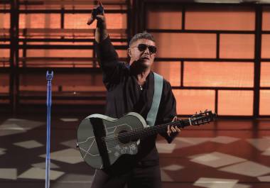 Fiesta. El intérprete español llegará por primera vez a la ciudad con un espectáculo lleno de éxitos.