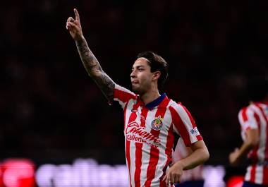 Chivas abrirá la actividad del martes frente al Necaxa con la intención de sumar en casa y mantenerse cerca de los primeros lugares de la clasificación.