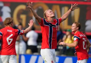 Erling Haaland marcó un doblete para conducir a Noruega a una histórica victoria sobre Brasil en los octavos de final del Mundial 2026.