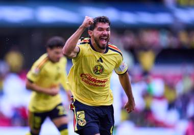 Henry Martín abrió el marcador con un remate de cabeza en los primeros minutos del encuentro.