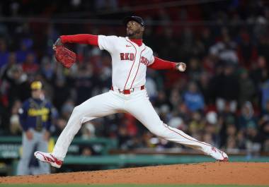 El caribeño de los Red Sox llegó a 397 salvamentos de por vida, a solo tres de la mágica cifra histórica de 400.