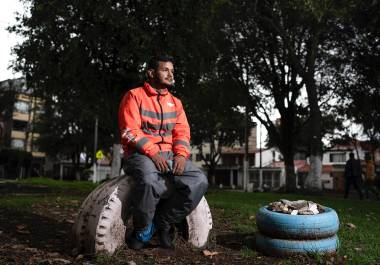 Daniel García, un migrante venezolano, en Bogotá, Colombia. Los migrantes están sopesando la posibilidad de una nueva administración de Trump para decidir si emprenderán o no el viaje a Estados Unidos.