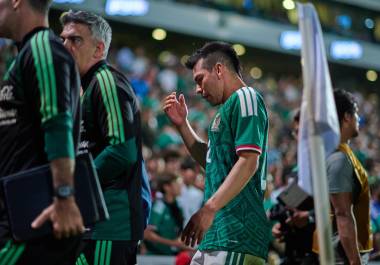 La Selección Mexicana confirmó que Hirving Lozano no participará en el partido contra Paraguay debido a una sobrecarga muscular sufrida en el duelo ante Uruguay.