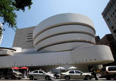 El exterior del museo Solomon R. Guggenheim, diseñado por Frank Lloyd Wright en Nueva York, el 31 de mayo de 2011.