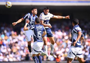 Martín Demichelis se juega su continuidad al frente de Rayados en su visita a Pumas en la Jornada 12 del Clausura 2025.