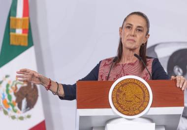 Claudia Sheinbaum Pardo, presidenta de México, llamó a no ver TV Azteca al señalar que un colectivo impulsa una campaña contra su gobierno desarrollada por perfiles cercanos a Ricardo Salinas Pliego.