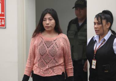 Betssy Chávez arribó a México tras recibir un salvoconducto de Perú, en medio del restablecimiento de relaciones diplomáticas entre ambos países.