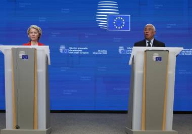 El presidente del Consejo Europeo, Antonio Costa y la presidenta de la Comisión Europea, Ursula von der Leyen, participan en una conferencia de prensa al final de la cumbre de la UE en Bruselas.
