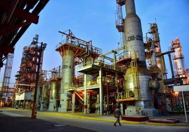 Un hecho inusual en los mercados energéticos puso a la Mezcla Mexicana de Exportación por arriba del marcador estadounidense WTI, impulsada por la demanda de crudos pesados.