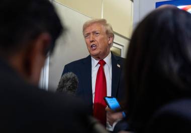 El abandono del caso de Georgia es el último reflejo de cómo Trump ha emergido en gran medida ileso de una serie de procesamientos que una vez amenazaron con poner en peligro su carrera política y su libertad personal. FOTO: