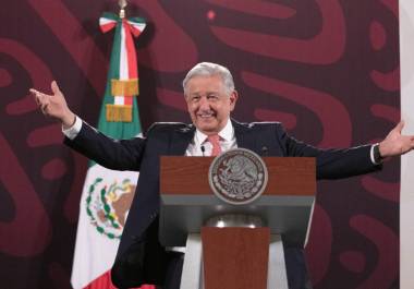 Aunque López Obrador ha dicho no tener conocimiento de una red de tráfico de influencias, de acuerdo con Loret de Mola, sí sabe que son sus propios hijos los que la operan.