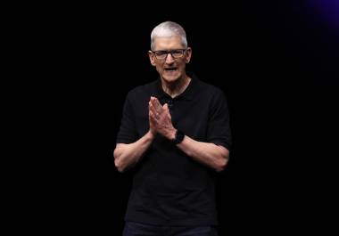 “Ha sido el mayor privilegio de mi vida ser el CEO de Apple y que se me haya confiado el liderazgo de una compañía tan extraordinaria”, declaró Cook en el comunicado oficial de Apple.