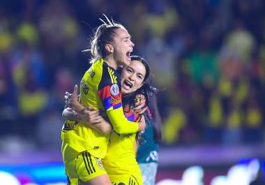Irene Guerrero anotó el gol que devolvió la ventaja a las azulcremas en la recta final del encuentro.