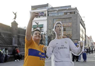 Aficionados de todo el mundo celebran el cumpleaños 41 de Cristiano Ronaldo este 5 de febrero. El portugués está inconforme con la política de contrataciones del Al Nassr y ya se baraja su salida del club.