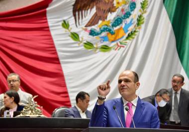 El legislador alerta que nueva ley afecta a campesinos y pequeños productores.