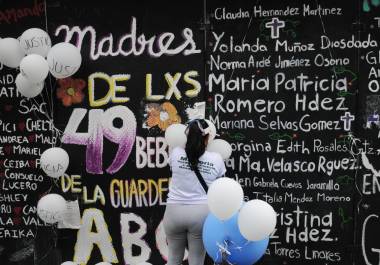 El presidente Andrés Manuel López Obrador suscribió decreto por el que se otorga una pensión vitalicia para las madres y padres de familia de los menores de edad víctimas del incendio de 2009 en la Guardería ABC.