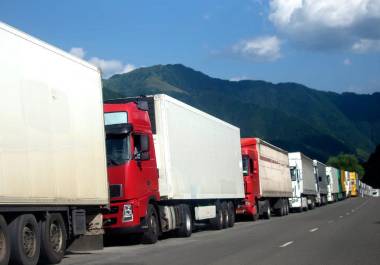 Por su parte la industria de vehículos pesados en México exportó 5 mil 221 unidades, una caída de 55.29% con respecto al décimo mes de 2024, su quinta caída anual consecutiva. FOTO: