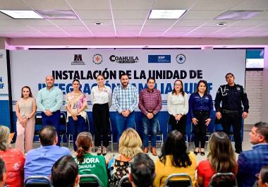 El alcalde Carlos Villarreal anunció el inicio de operaciones de la Unidad de Integración Familiar en Monclova.