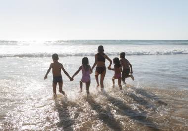 Las vacaciones de Semana Santa 2026 están cada vez más cerca y miles de familias ya comienzan a organizar planes.