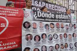 Integrantes del Grupo Amores realizaron el Jueves Santo la visita de los siete templos en Monterrey, Nuevo León para pedir a Dios fortaleza para continuar la búsqueda de sus seres queridos, víctimas de desaparición.