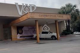 Catean cuatro casinos en donde hallan documentación falsa de permisos de operación, en NL