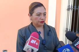 Xochilt Yadira Rodríguez acudió a la Escuela Normal Dora Madero para presentar su inconformidad con un docente.