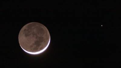 En términos sencillos, se puede decir que la Luna Negra ocurre cuando hay una segunda Luna nueva en un mismo mes.