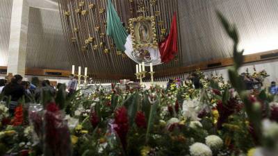 Fue en el cruce de las calles Guanajuato y 2 de abril, a dos cuadras del templo, donde se escucharon las detonaciones que hicieron que la muchedumbre corriera y buscara refugiarse.