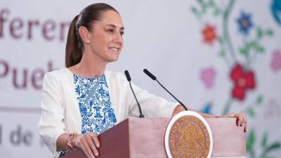 Sheinbaum afirma que México no se subordina a EU, cuestiona solicitudes urgentes y defiende la soberanía nacional.