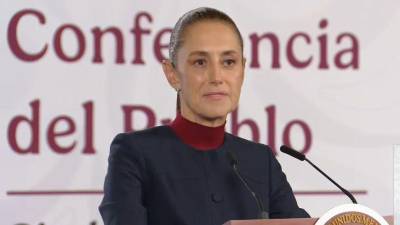 Claudia Sheinbaum celebró el fortalecimiento del peso mexicano, que este viernes cotizó por debajo de 17 pesos por dólar en operaciones al mayoreo.