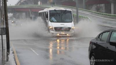 La red de alcantarillado de Saltillo se enfrenta a una sobrecarga durante las lluvias, lo que ha generado miles de reportes por atascos y salidas de aguas negras.