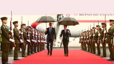 El rey Felipe VI de España llega al Palacio Nacional de México