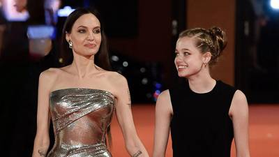 Angelina no se ha pronunciado públicamente sobre la decisión de su hija.