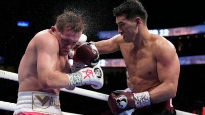 Ambos boxeadores se enfrentaron en 2022 y desde entonces se ha especulado una posible revancha por parte del mexicano que se vio en la lona ese día.