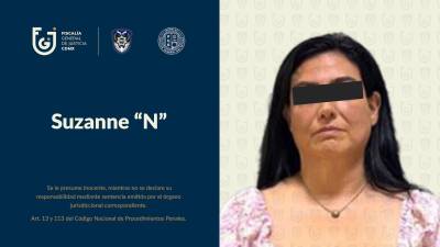 La Fiscalía de la CDMX anunció que fue detenida Suzanne ‘N’, en cumplimiento de una orden de aprehensión por el uso de documentos falsos que derivaron en afectaciones al patrimonio de la periodista Adela Micha.