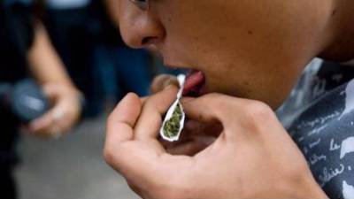 En casi 6 de cada 10 delitos cometidos por menores, las drogas están presentes.
