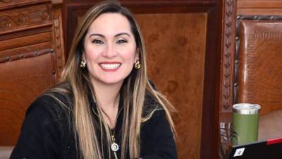 La diputada Magaly Hernández Aguirre hace un llamado urgente a las autoridades educativas de Coahuila para mejorar la infraestructura escolar y proteger la salud de la comunidad educativa ante los frentes fríos.