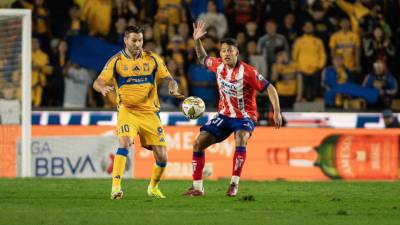 a gran figura de la noche fue el arquero Andrés Sánchez, quien detuvo un penalti clave de André Pierre Gignac y sostuvo la portería de su equipo ante los constantes ataques felinos.