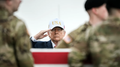 Fitch advierte que el alza del petróleo y la caída de mercados serían factores clave en este escenario.