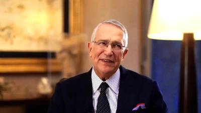 La mandataria refirió que la posibilidad de ajuste está prevista en la legislación aplicable y que su procedencia dependerá de los términos en que se plantee el pago.