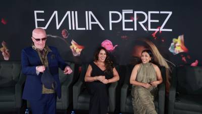 Jacques Audiard, Erika Sofía Gascon y Adriana Paz durante la conferencia de prensa de la película ‘Emilia Pérez’, previo a su estreno en cines a nivel nacional.